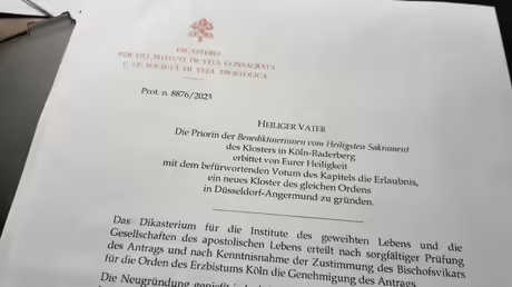ersehnte Erlaubnis aus Rom / © Sr. Emmanuela Kohlhaas (privat) ersehnte Erlaubnis aus Rom / © Sr. Emmanuela Kohlhaas (privat)