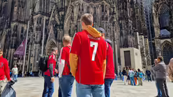 Ökumenischer und mehrsprachigen Gottesdienst zur EM am 15.06.2024 im Kölner Dom. / © Johannes Schröer (DR) Ökumenischer und mehrsprachigen Gottesdienst zur EM am 15.06.2024 im Kölner Dom. / © Johannes Schröer (DR)