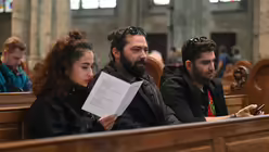 Ökumenischer und mehrsprachiger Gottesdienst zur EM am 15.06.2024 im Kölner Dom. / © Beatrice Tomasetti (DR) Ökumenischer und mehrsprachiger Gottesdienst zur EM am 15.06.2024 im Kölner Dom. / © Beatrice Tomasetti (DR)