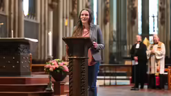 Ökumenischer und mehrsprachiger Gottesdienst zur EM am 15.06.2024 im Kölner Dom. / © Beatrice Tomasetti (DR) Ökumenischer und mehrsprachiger Gottesdienst zur EM am 15.06.2024 im Kölner Dom. / © Beatrice Tomasetti (DR)