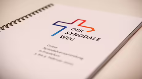 Logo Synodaler Weg
/ © Julia Steinbrecht (KNA) Logo Synodaler Weg
/ © Julia Steinbrecht (KNA)