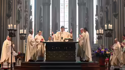 Pontifikalamt am dritten Sonntag der Osterzeit mit Rainer Maria Kardinal Woelki und Erzbischof Tarcisio Isao Kikuchi SVD / © Beatrice Tomasetti (DR) Pontifikalamt am dritten Sonntag der Osterzeit mit Rainer Maria Kardinal Woelki und Erzbischof Tarcisio Isao Kikuchi SVD / © Beatrice Tomasetti (DR)