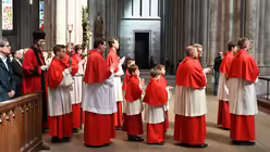 Hochamt mit Erstkommunionfeier am sechsten Sonntag der Osterzeit im Kölner Dom / © Beatrice Tomasetti (DR) Hochamt mit Erstkommunionfeier am sechsten Sonntag der Osterzeit im Kölner Dom / © Beatrice Tomasetti (DR)