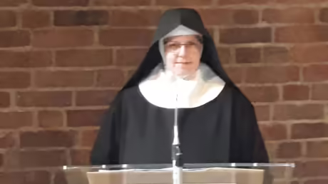 Sr. Tabita singt O Oriens – O Morgenstern / © Sr. Emmanuela Kohlhaas (privat) Sr. Tabita singt O Oriens – O Morgenstern / © Sr. Emmanuela Kohlhaas (privat)