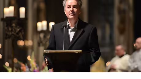 Michael Kokott, Leiter des Jugendchors St. Stephan / © Tomasetti (DR) Michael Kokott, Leiter des Jugendchors St. Stephan / © Tomasetti (DR)