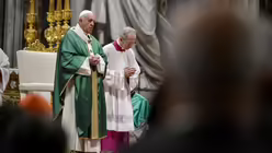 Papst Franziskus beim Eröffnungsgottesdienst der Amazonas-Bischofssynode am 6. Oktober 2019 im Petersdom im Vatikan. / © Cristian Gennari/Romano Siciliani (KNA) Papst Franziskus beim Eröffnungsgottesdienst der Amazonas-Bischofssynode am 6. Oktober 2019 im Petersdom im Vatikan. / © Cristian Gennari/Romano Siciliani (KNA)