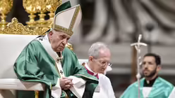 Papst Franziskus beim Eröffnungsgottesdienst der Amazonas-Bischofssynode am 6. Oktober 2019 im Petersdom im Vatikan. / © Cristian Gennari/Romano Siciliani (KNA) Papst Franziskus beim Eröffnungsgottesdienst der Amazonas-Bischofssynode am 6. Oktober 2019 im Petersdom im Vatikan. / © Cristian Gennari/Romano Siciliani (KNA)