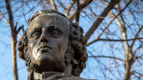 Statue von Felix Mendelssohn Bartholdy in Leipzig / © Jan Adler (shutterstock) Statue von Felix Mendelssohn Bartholdy in Leipzig / © Jan Adler (shutterstock)